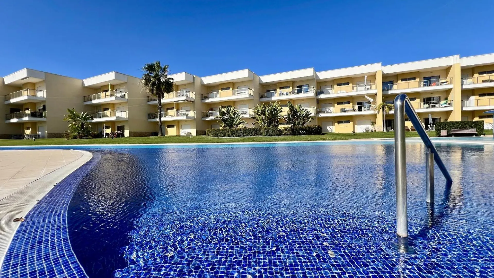 Albufeira Paradise By Homing 0*,  Portugal